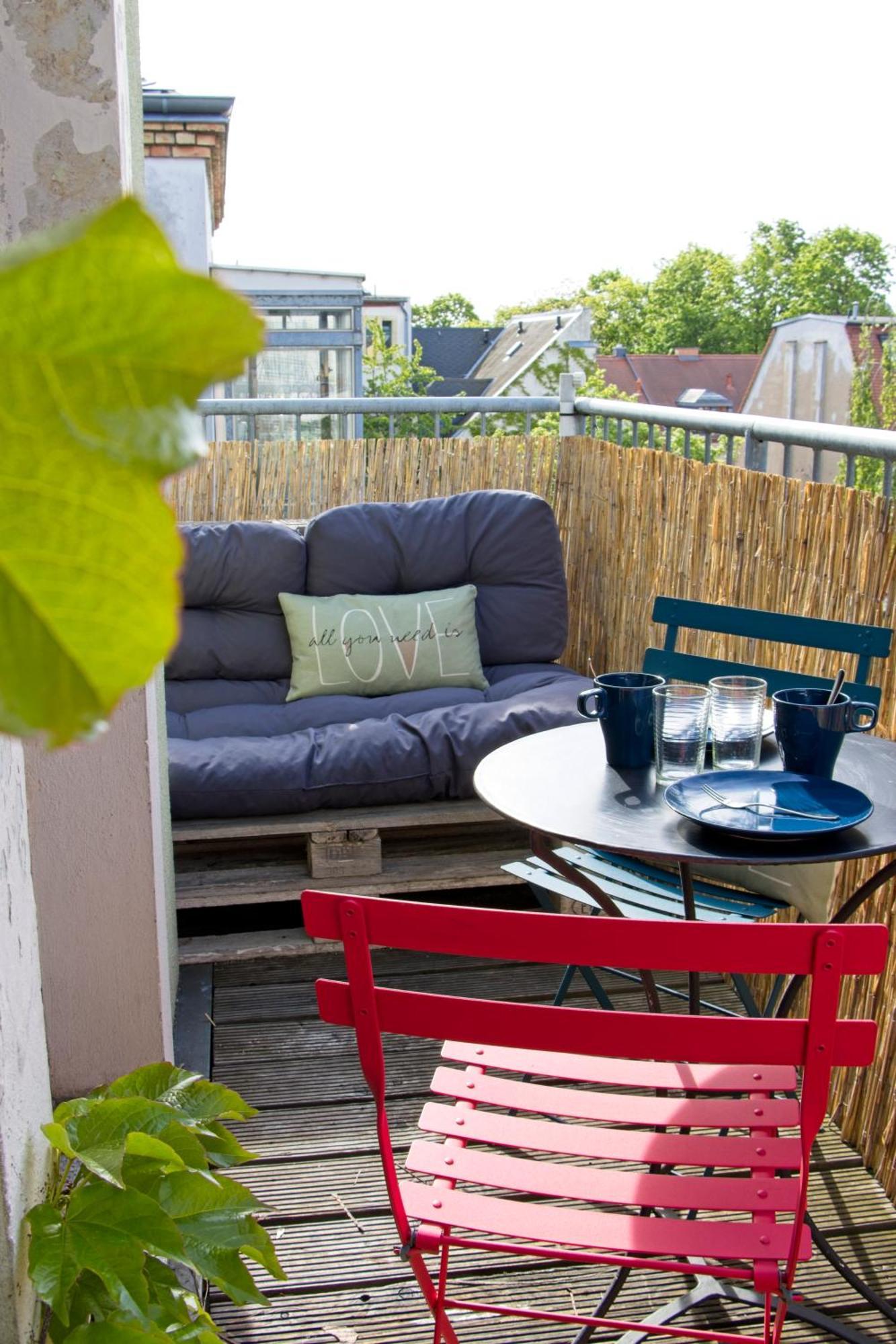 Neustadt-Aussicht - Grosse Wohnung Mit Balkon Dresde Exterior foto